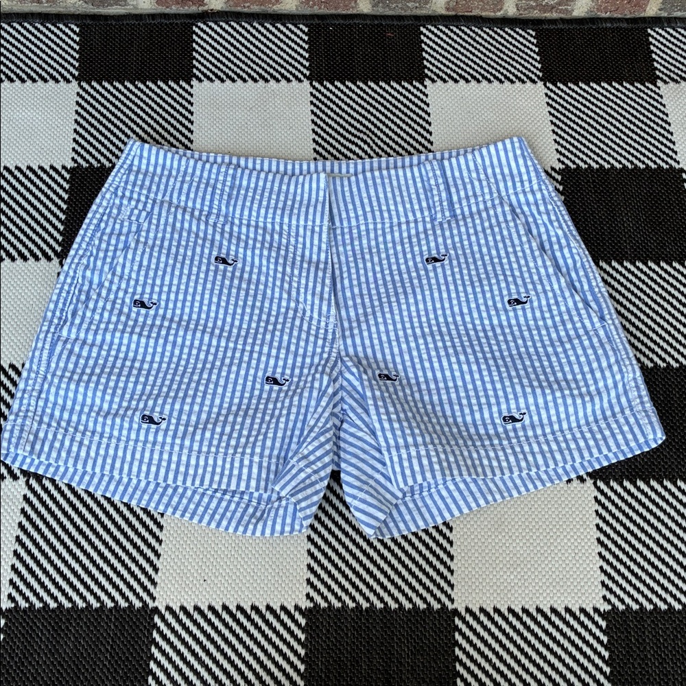 New condition Vineyard Vines Blue and White Striped Shorts